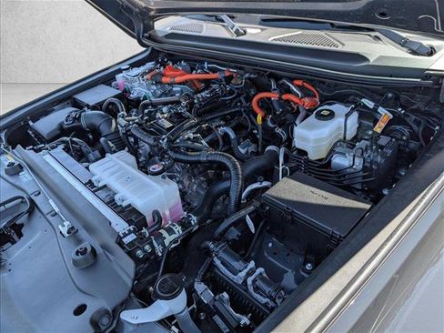 Certified 2024 Toyota Land Cruiser image 30