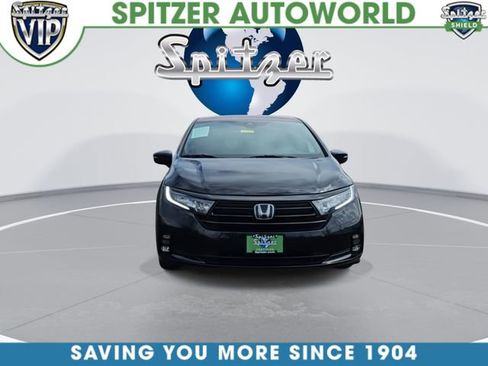 Used 2024 Honda Odyssey Sport image 3