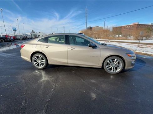 Used 2024 Chevrolet Malibu LT image 9