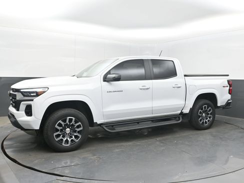 Certified 2023 Chevrolet Colorado LT w/ LT Convenience Package III image 5