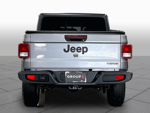 Used 2020 Jeep Gladiator Sport w/ Quick Order Package 24S AWD/4WD image 5