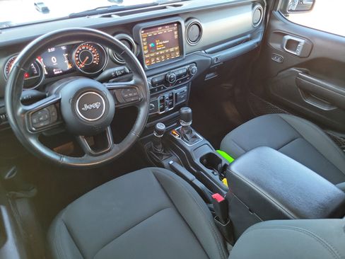 Used 2021 Jeep Gladiator Sport image 17