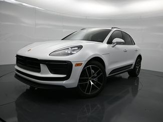 Certified 2025 Porsche Macan AWD/4WD video 1