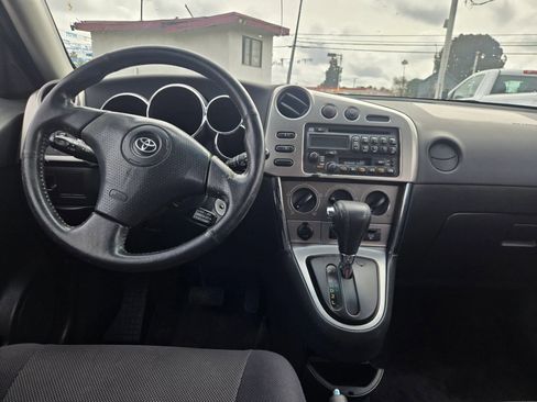 Used 2003 Toyota Matrix XR image 19