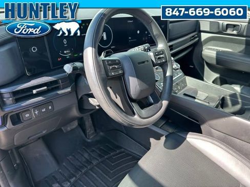 Used 2024 Hyundai Santa Fe Calligraphy image 25