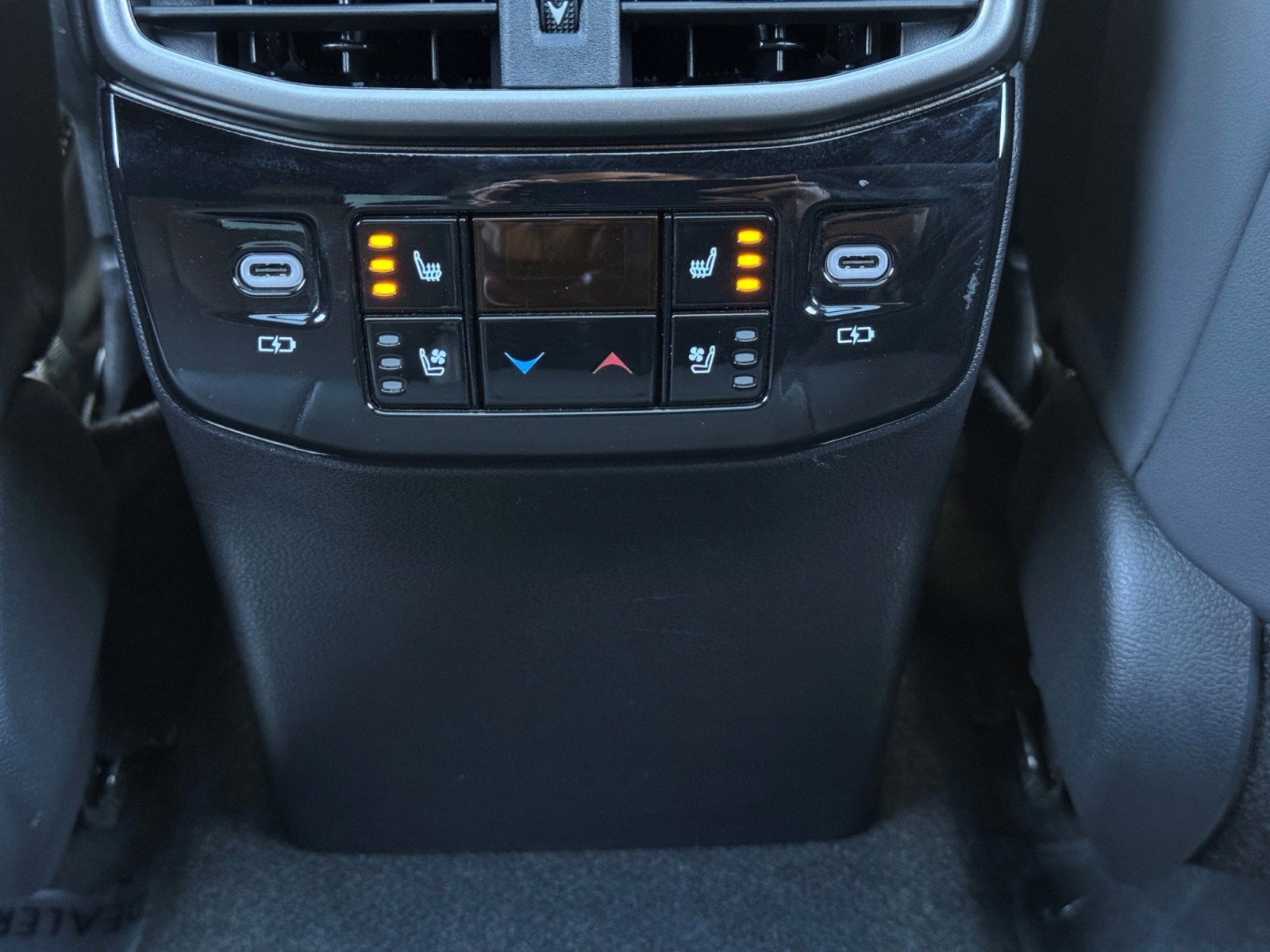 Used 2023 Lexus RX 500h F Sport w/ Cold Area Package AWD/4WD image 35