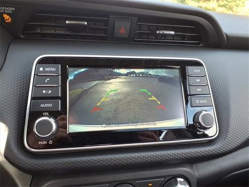 New 2025 Nissan Kicks Play S image 14