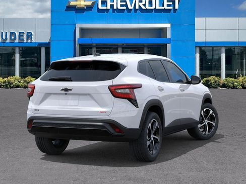 New 2026 Chevrolet Trax RS image 4