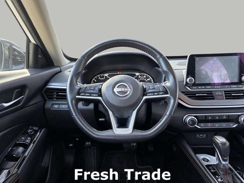 Used 2024 Nissan Altima 2.5 SR image 12