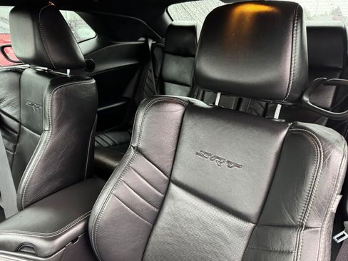 Used 2016 Dodge Challenger SRT Hellcat image 22