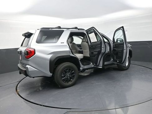 Used 2026 Toyota 4Runner SR5 AWD/4WD image 44