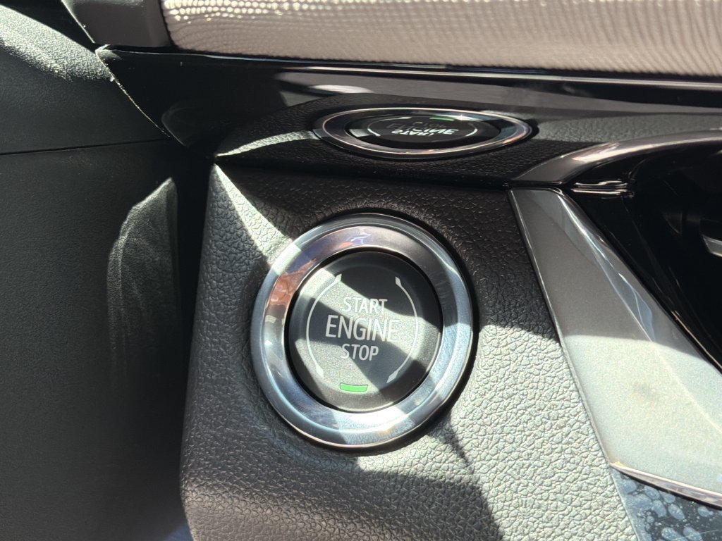 New 2026 Buick Envista Sport Touring FWD image 29