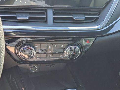 New 2026 Chevrolet Trax RS w/ Sunroof Package FWD image 19