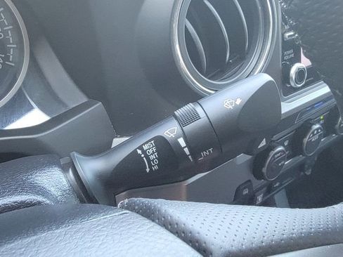 Used 2021 Toyota Tacoma SR5 image 34