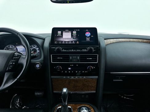 Used 2021 Nissan Armada SL w/ Captain's Chairs Package image 5