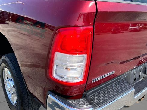 Used 2022 RAM 2500 Big Horn AWD/4WD image 25