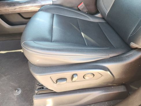 Used 2023 Chevrolet Silverado 1500 LTZ image 24