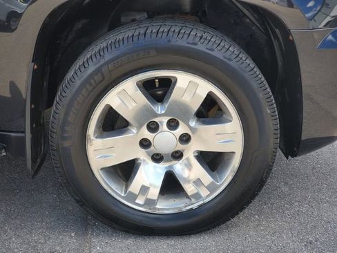 Used 2013 Chevrolet Suburban LTZ AWD/4WD image 28