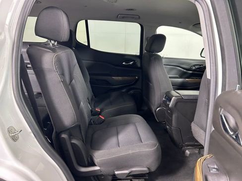 Used 2021 GMC Acadia SLE image 28