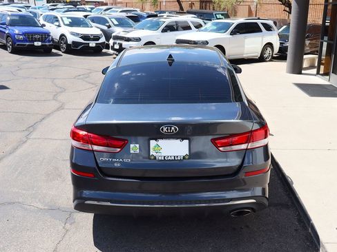 Used 2020 Kia Optima LX image 10