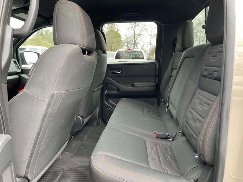 Used 2024 Nissan Frontier PRO-4X w/ Pro Convenience Package image 13