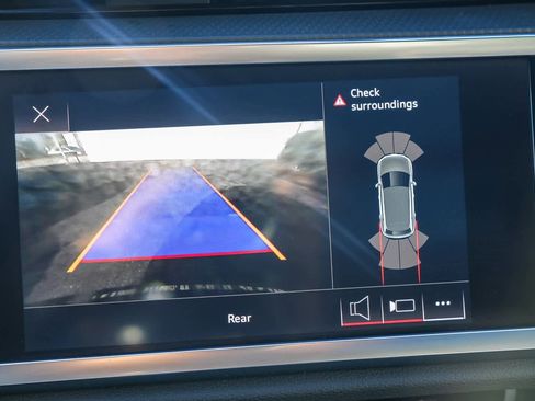 Used 2022 Audi Q3 2.0T Premium image 22