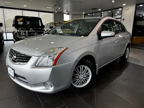Used 2012 Nissan Sentra 2.0 FWD image 1
