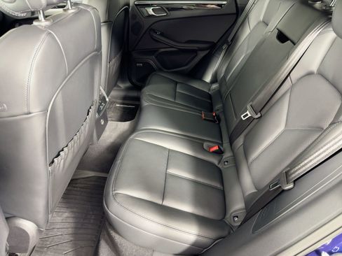 Certified 2026 Porsche Macan AWD/4WD image 15