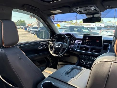 Used 2023 GMC Yukon XL AT4 w/ Technology Package AWD/4WD image 26