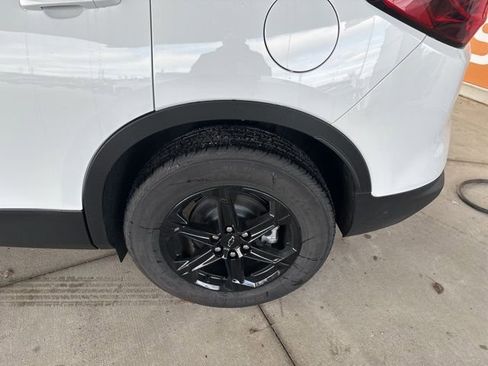 New 2026 Chevrolet Blazer LT w/ Convenience Package AWD/4WD image 12