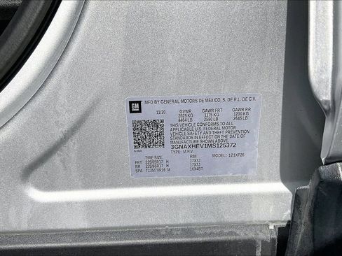 Used 2021 Chevrolet Equinox LS w/ LS Convenience Package FWD image 19
