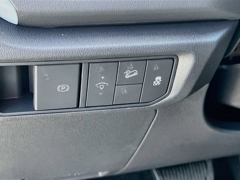 New 2027 Kia Seltos S FWD image 10