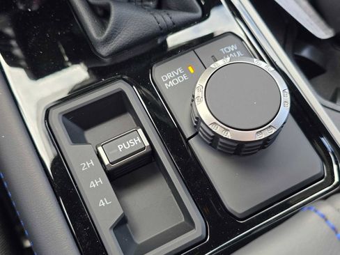 New 2026 Toyota Sequoia Platinum image 35