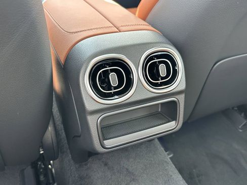 New 2026 Mercedes-Benz C 43 AMG 4MATIC Sedan image 26