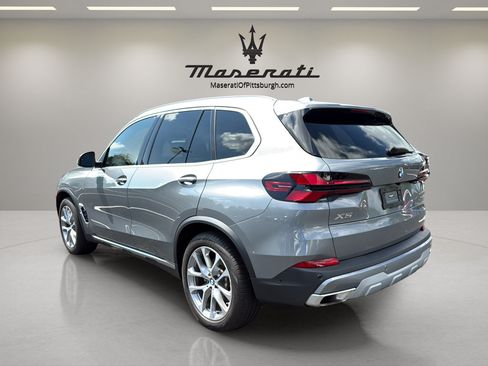Used 2024 BMW X5 xDrive40i w/ Parking Assistance Package AWD/4WD image 7