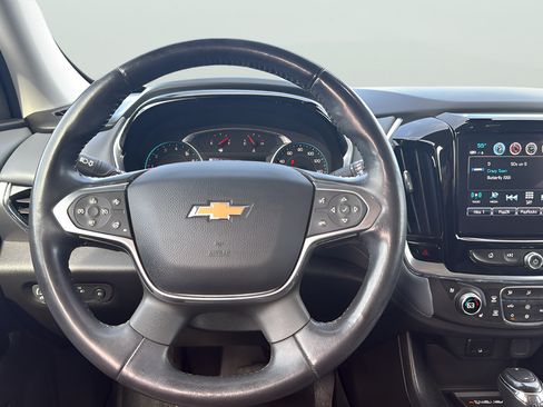 Used 2018 Chevrolet Traverse Premier AWD/4WD image 19