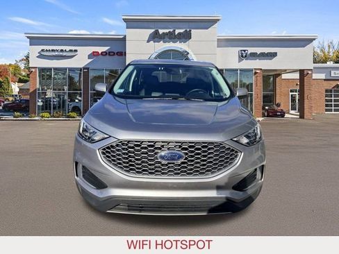Used 2024 Ford Edge SEL image 3