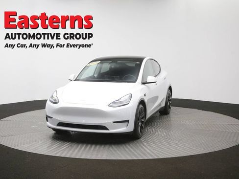Used 2022 Tesla Model Y Long Range AWD/4WD image 48