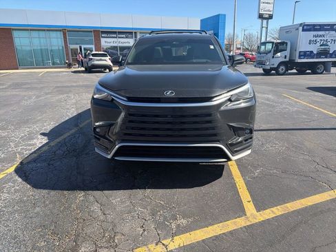 Used 2024 Lexus TX 500h AWD w/ Technology Package image 7