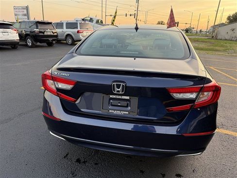 Used 2018 Honda Accord EX image 4