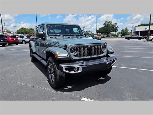 New 2025 Jeep Gladiator Sport w/ Premium Package image 18