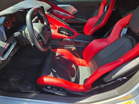 Used 2021 Chevrolet Corvette Stingray Preferred Cpe w/ Z51 Performance Package RWD image 10