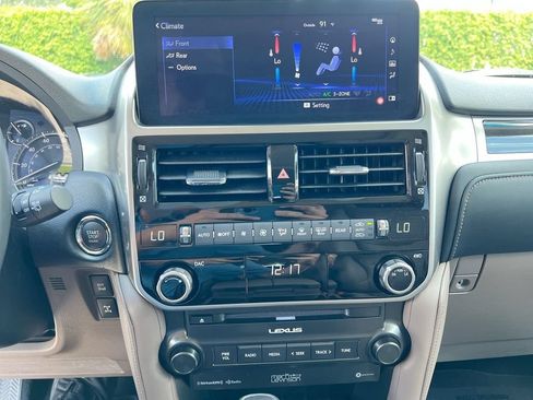 Certified 2023 Lexus GX 460 Premium AWD/4WD image 18