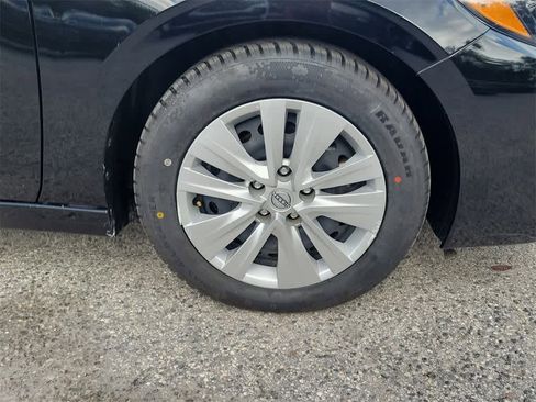 Used 2024 Nissan Sentra S image 5