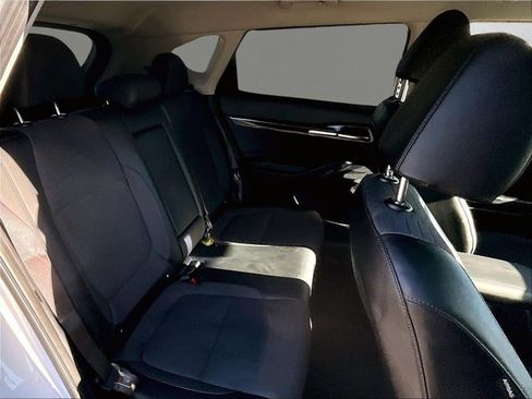 Used 2021 Kia Seltos S image 24