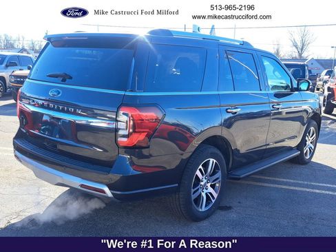 Used 2024 Ford Expedition Limited image 5