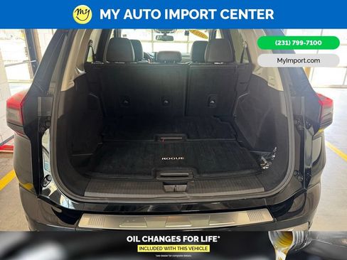 Used 2024 Nissan Rogue SL w/ SL Premium Package FWD image 28