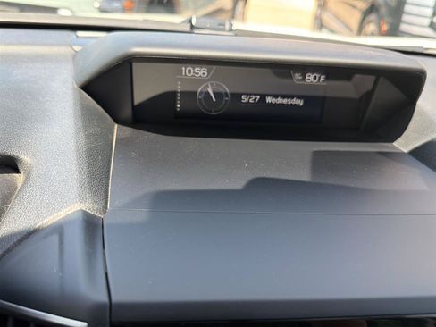 Used 2019 Subaru Forester Premium AWD/4WD image 17