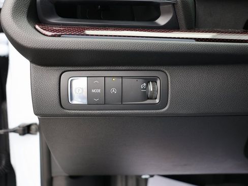 New 2026 Chevrolet Traverse RS FWD image 14
