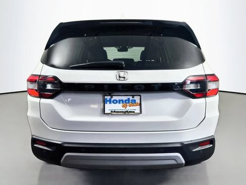 Certified 2025 Honda Pilot EX-L image 8